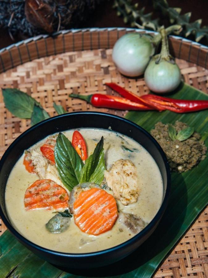 Khách sạn Mystery Bangkok